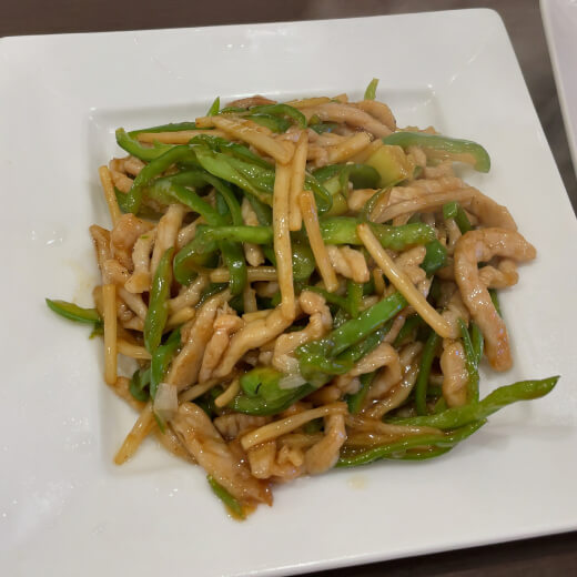 許厨房　青椒肉絲